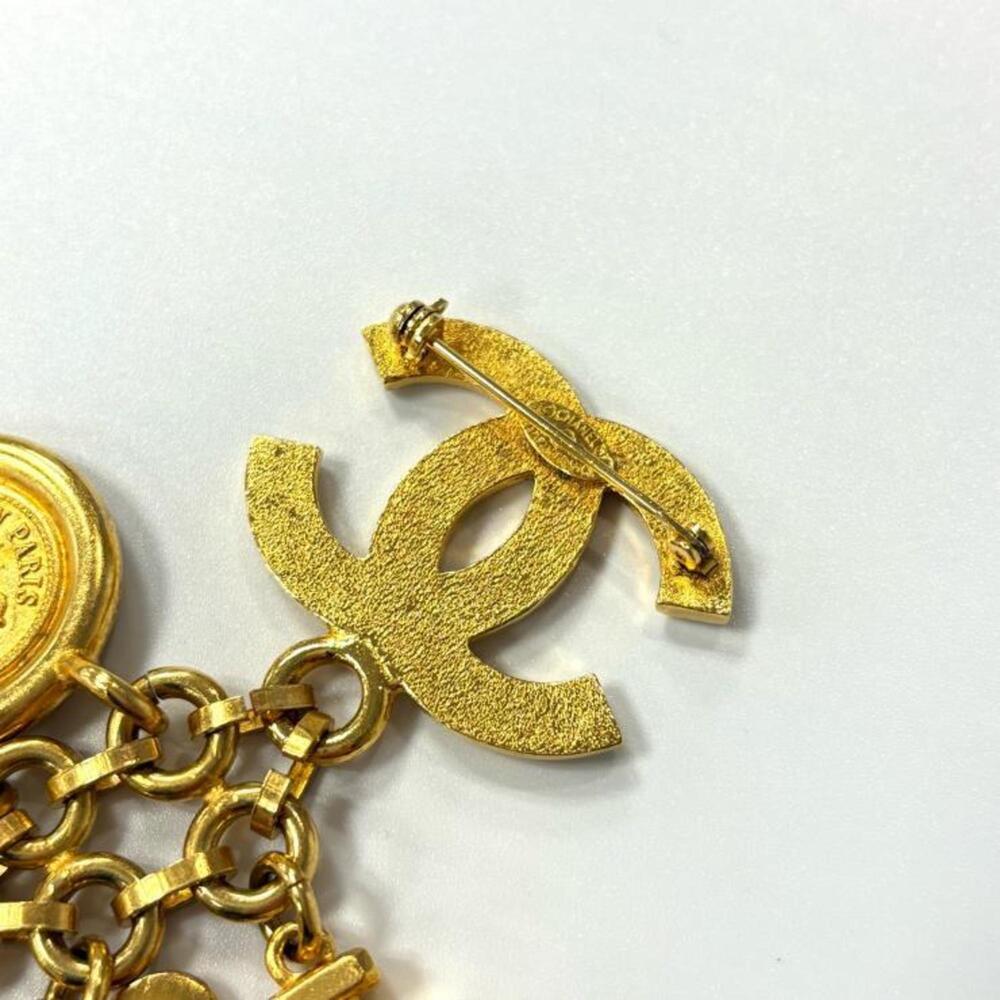 CHANEL Vintage Gold Logo Brooch - Picture 7 of 8